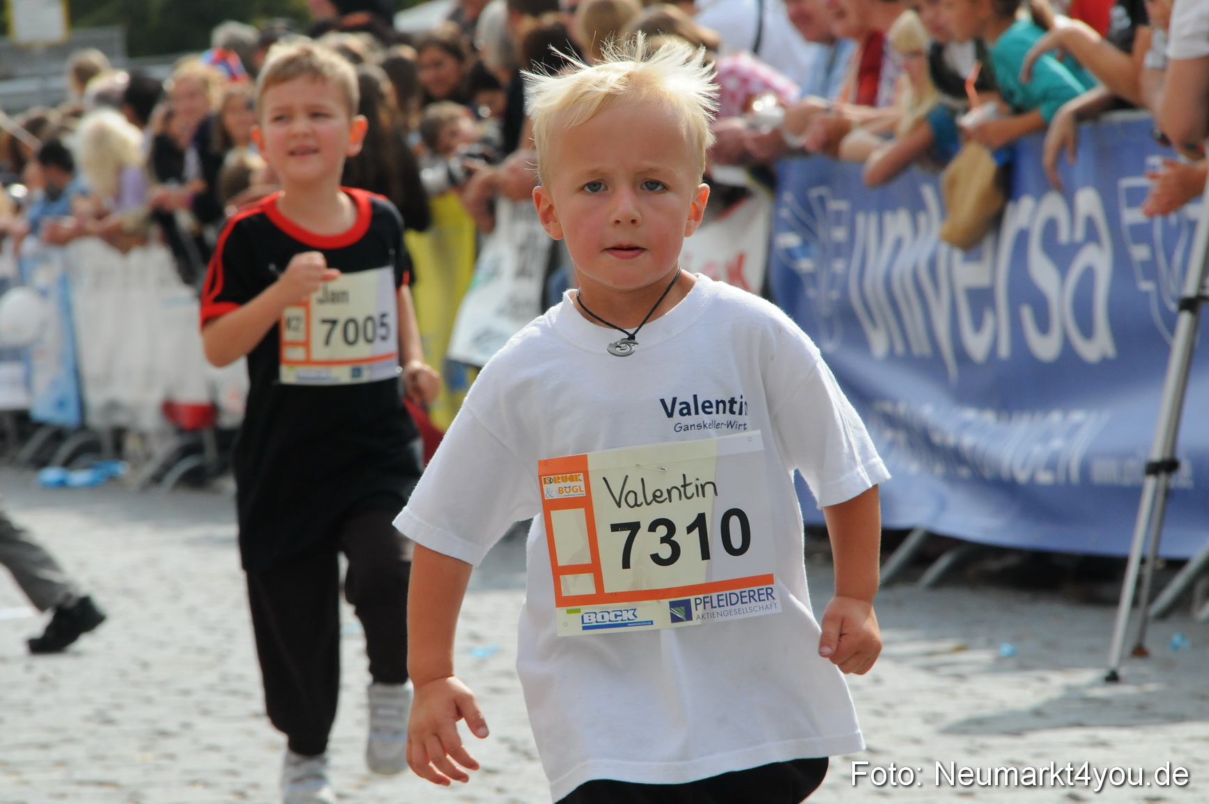 0032 Stadtlauf Neumarkt Bambinilaeufe 200909